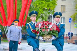 Курсанты вуза приняли участие в церемонии возложения цветов в дань памяти всем воинам Великой Отечественной войны