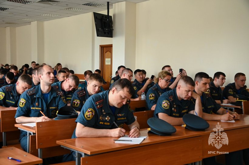 В Академии завершились вступительные испытания для слушателей Института подготовки руководящих кадров по заочной и очной формам обучения