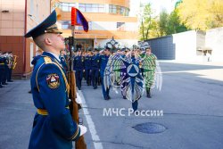 Личный состав вуза проводил поисковый отряд Академии на весеннюю Вахту Памяти