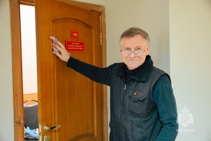 В Академии прошёл традиционный субботник