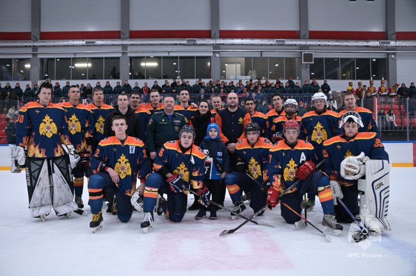 Хоккеисты вуза продолжают бороться за выход в плей-офф Чемпионата Студенческой хоккейной лиги Москвы и Московской области