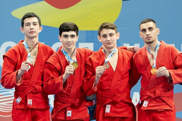  Курсант Академии стал мастером спорта России международного класса по самбо