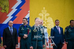 Сегодня на легендарном регбийном стадионе «Слава» состоялись финальные игры первого Кубка МЧС России по регби-7 среди образовательных организаций высшего образования министерства по чрезвычайным ситуациям.