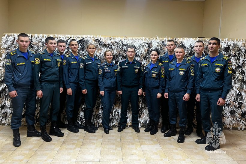 Личный состав Академии ГПС МЧС России продолжает оказывать посильную помощь участникам СВО