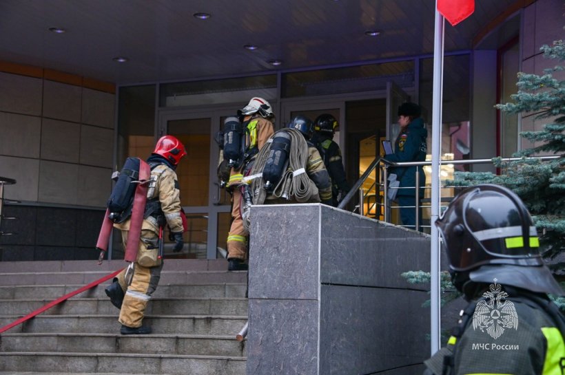 На территории Академии состоялись пожарно-тактические учения