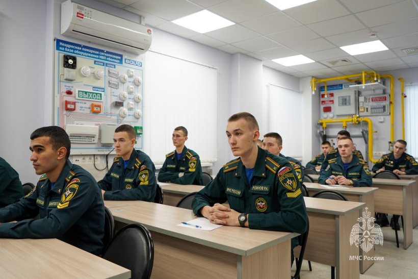 В Академии прошла Всероссийская военно-патриотическая акция «Письмо солдату»