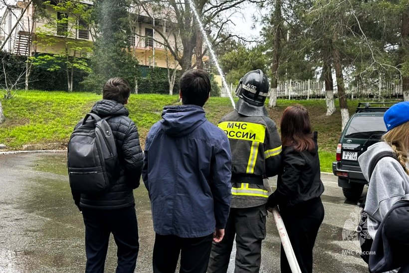 Курсанты Академии провели открытый урок в Краснодарском крае