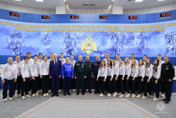В МЧС России наградили спортсменов-юниоров по пожарно-спасательному спорту