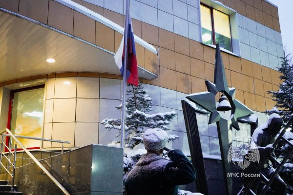 На плацу Академии состоялось построение переменного и постоянного состава