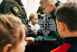 В Академии ГПС МЧС России побывали дети защитников Отечества