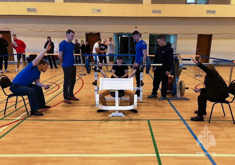 В Академии прошла Спартакиада по пауэрлифтингу