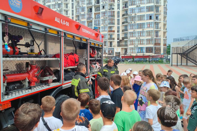 Курсанты провели открытый урок в городе-курорте Геленджик