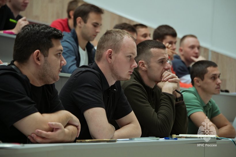 В Академии продолжаются вступительные испытания для лиц, поступающих по программам высшего образования заочной формы обучения