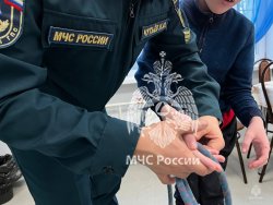 Обучающиеся Академии напомнили детям с ограниченными возможностями правила безопасного поведения