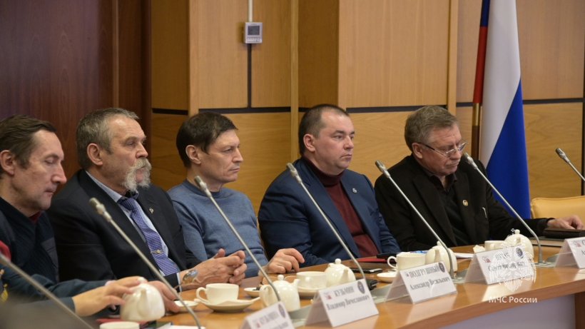 В Академии состоялось очередное заседание Ученого совета под председательством начальника Академии Вячеслава Бутко.