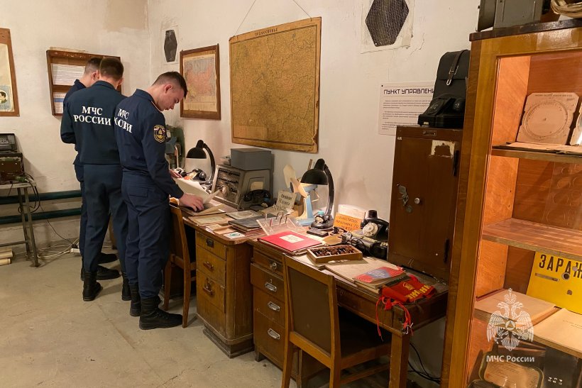 Курсанты вуза в рамках выездного занятия посетили защитное сооружение гражданской обороны