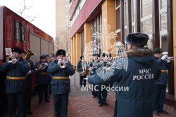 Личный состав МЧС России простился с Алексеем Федосеевым 