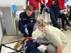 Обучающиеся Академии напомнили детям с ограниченными возможностями правила безопасного поведения