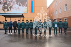 На плацу Академии состоялось построение переменного и постоянного состава