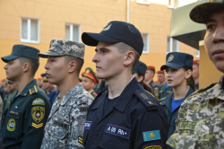 В Академии прошла торжественная линейка, посвященная Дню знаний