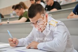 Абитуриенты сдали вступительный экзамен по математике