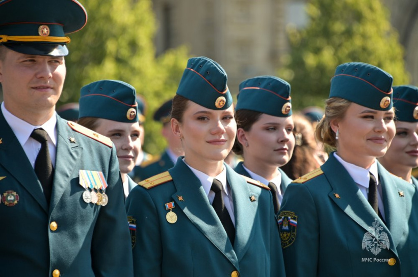 На Красной площади состоялся выпуск молодых специалистов