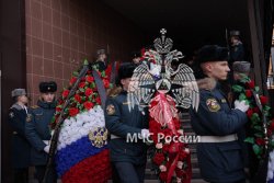 Личный состав МЧС России простился с Алексеем Федосеевым 