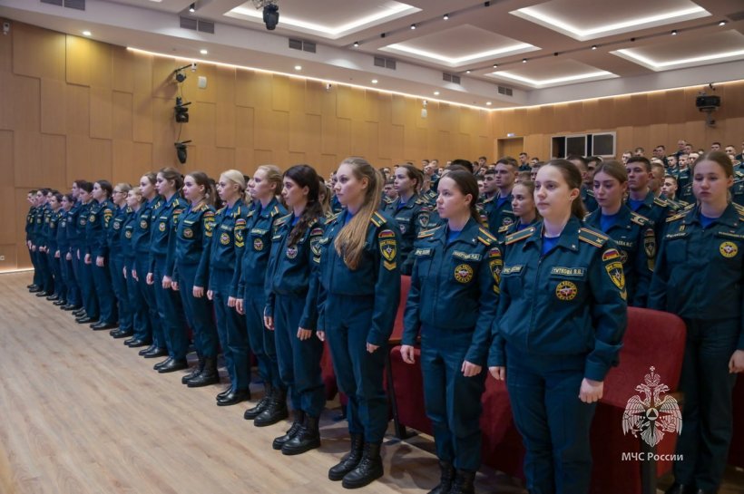 В Академии почтили память генерала Д.И. Михайлика