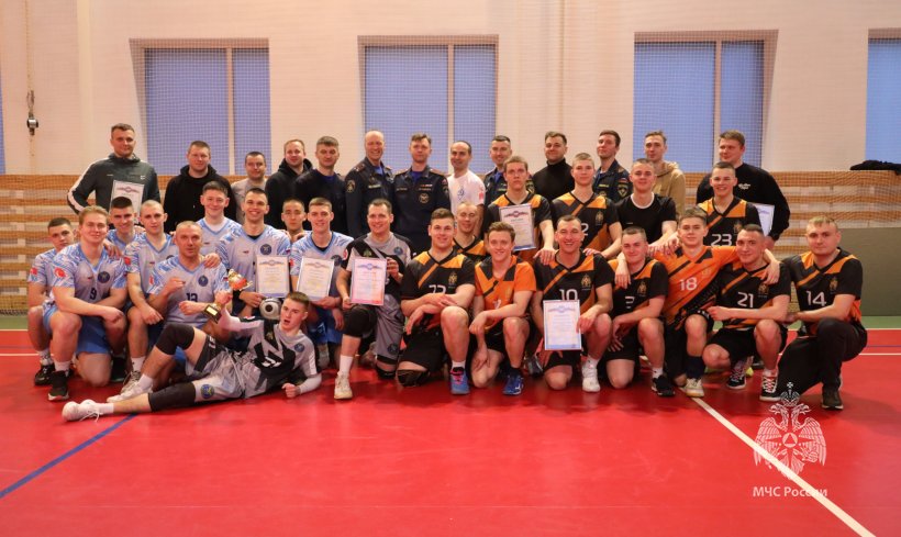  Сборная команда Академии одержала победу в турнире по волейболу