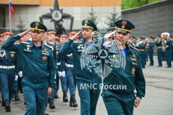 в Академии состоялось торжественное построение ко Дню пожарной охраны