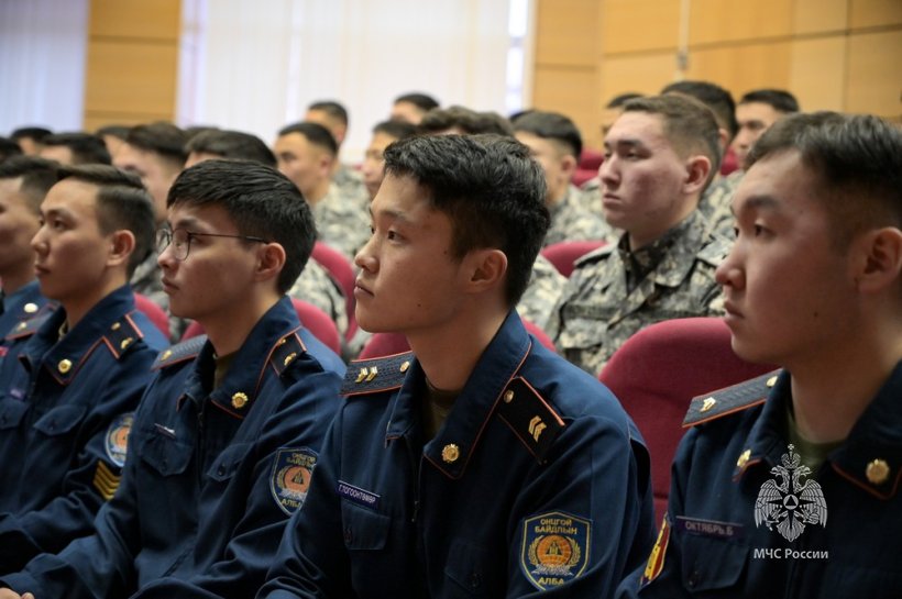 В Академии обсудили вопросы подготовки специалистов чрезвычайного ведомства Монголии