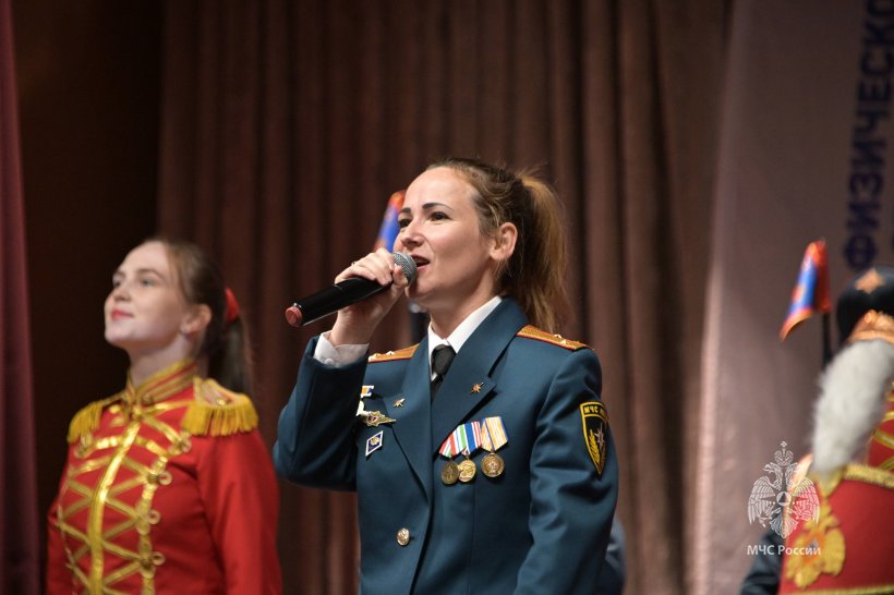 В Ногинском спасательном центре прошла торжественная церемония закрытия Чемпионата МЧС России по многоборью спасателей