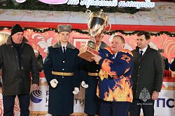 Спасатели МЧС России и МЧС Беларуси встретились на льду