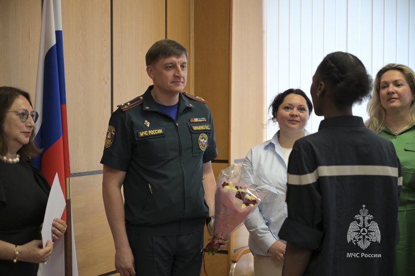 В Академии состоялся выпуск слушателей специального факультета по работе с иностранными гражданами