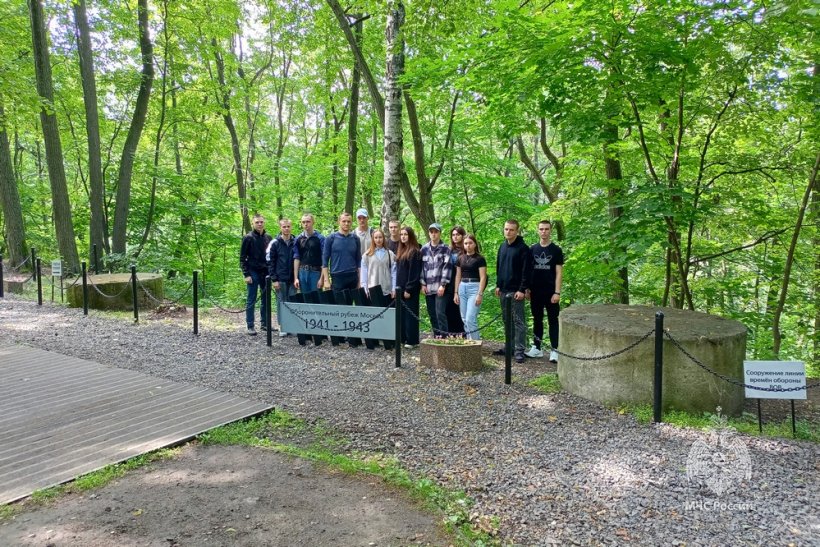 Поисковики Академии совершили пеший поход по историческим местам Москвы