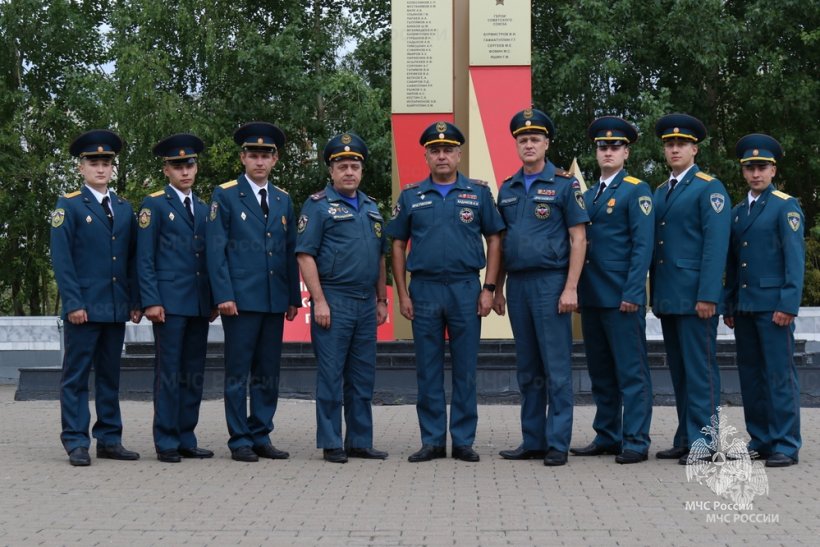 Выпускники Академии пополнили ряды территориальных органов МЧС России