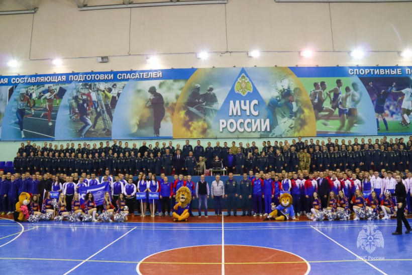 В северной столице стартовали соревнования по мини-футболу среди вузов МЧС России