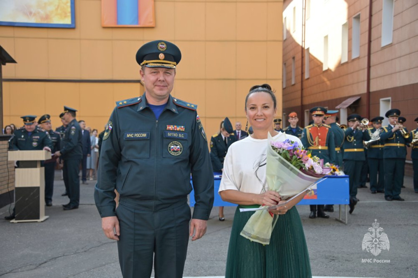 В Академии прошла торжественная линейка, посвященная Дню знаний