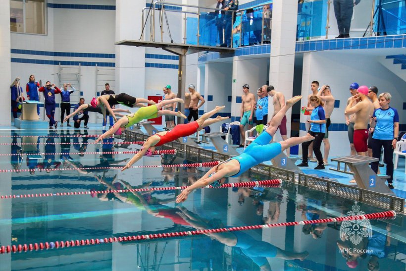 Сборная Академии по плаванию стала победителем первенства МЧС России