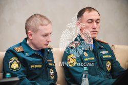 Заместители главы МЧС России провели занятия со слушателями Академии