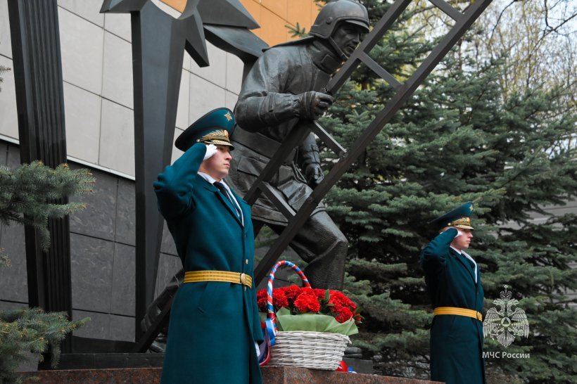 В Академии состоялся памятный митинг