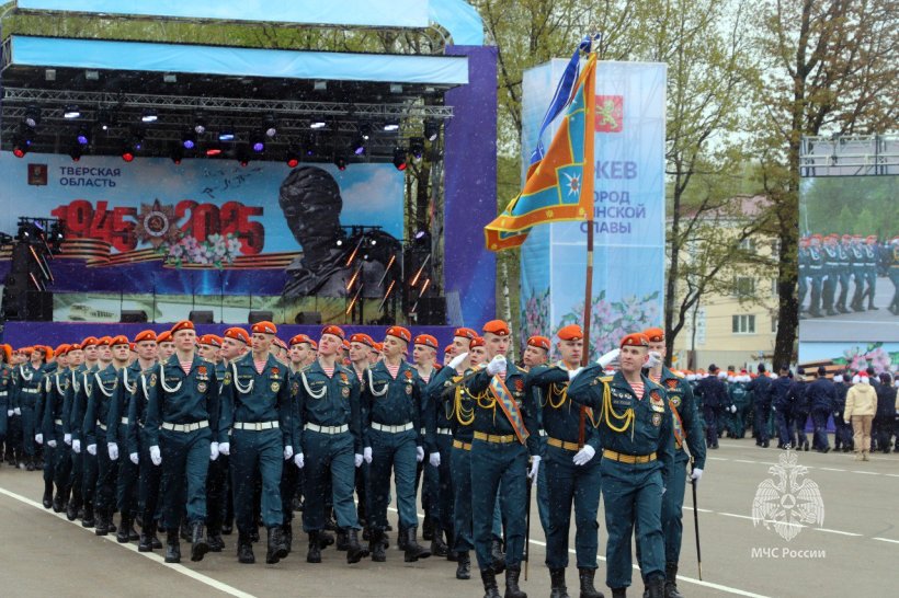 Парадные расчеты Академии приняли участие в Парадах Победы