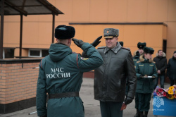 На плацу состоялось ежемесячное построение постоянного и переменного состава Академии