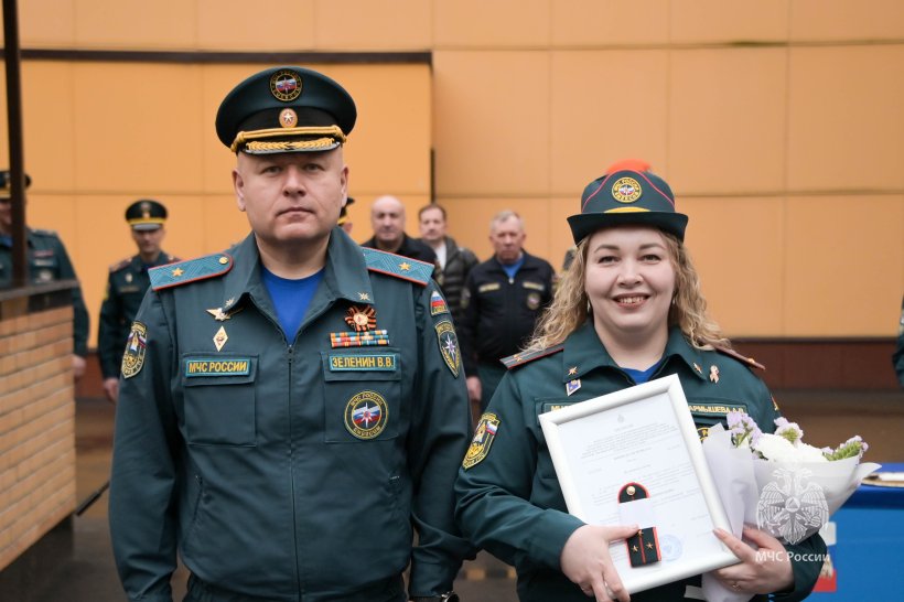 На плацу Академии состоялось построение постоянного и переменного состава