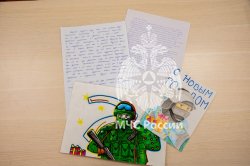 Курсанты Академии приняли участие в добровольческих акциях «Новогодняя открытка» и «Письмо солдату»