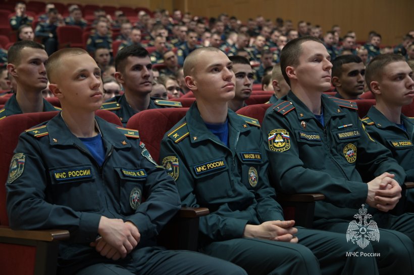 Личный состав Академии встретился с руководителем Республиканского поискового объединения «Донбасс», военным историком и боевым офицером Александром Мальцевым