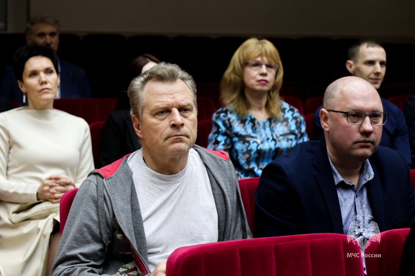  Сотрудники Академии – лауреаты премий НАНПБ