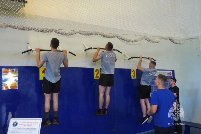 В Академии подвели итоги аттестации курсантов на квалификацию «спасатель»