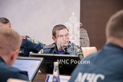 Заместитель главы МЧС России Вячеслав Бутко встретился со слушателями Академии