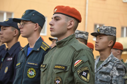 В Академии прошла торжественная линейка, посвященная Дню знаний